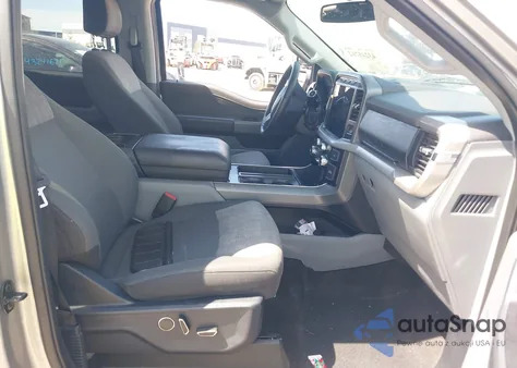 2021 Ford F-150 Xlt z USA, uszkodzony, nr VIN 1FTEW1CP5MFA09136